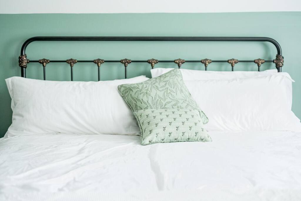 The Long Run - 2 Ca King Sized Beds+ - Sleeps 8-10 Apartment Линчбърг Екстериор снимка